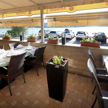 Riviera-silo Hotel 4*