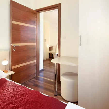 Riviera-silo Hotel Šilo