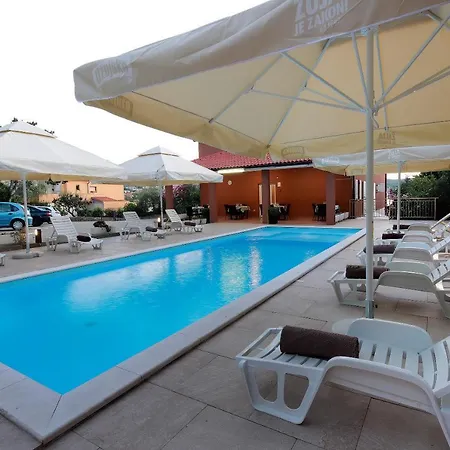 Riviera-silo Hotel Šilo